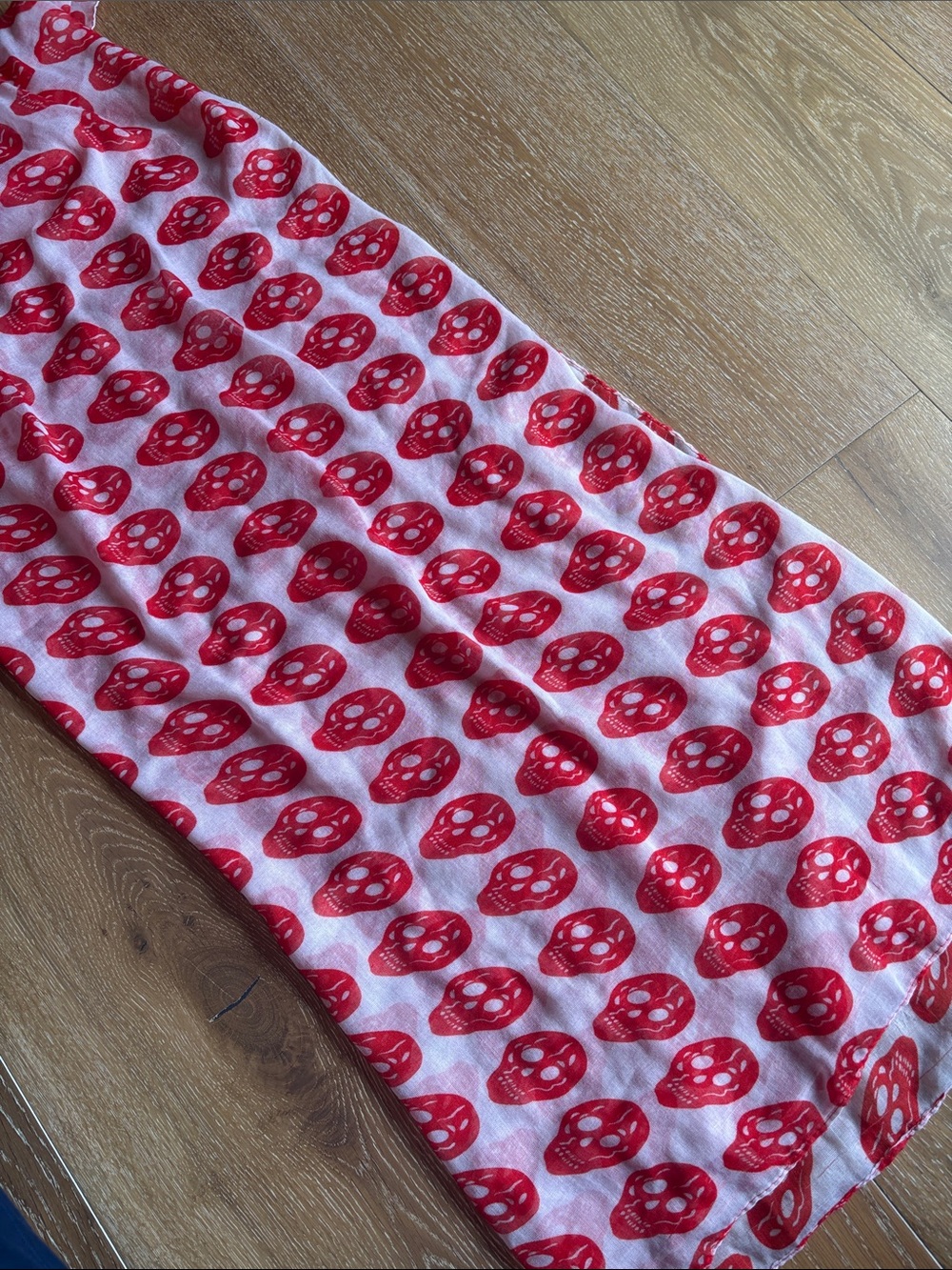 Red Skull Print scarf